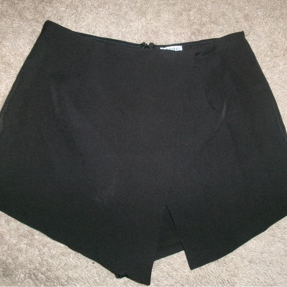 Black Women's mini skirt